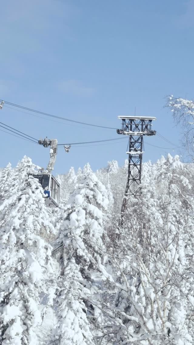 Spring is the best time to explore central Hokkaido. Cool temperatures, longer sun-filled days, and calm, stable weather. There is still plenty of powder out there🌋 | 📹 @joshvabien | #backcountryguiding #centralhokkaido #backcountryskiing #nisekojapan #Elitesnowsports